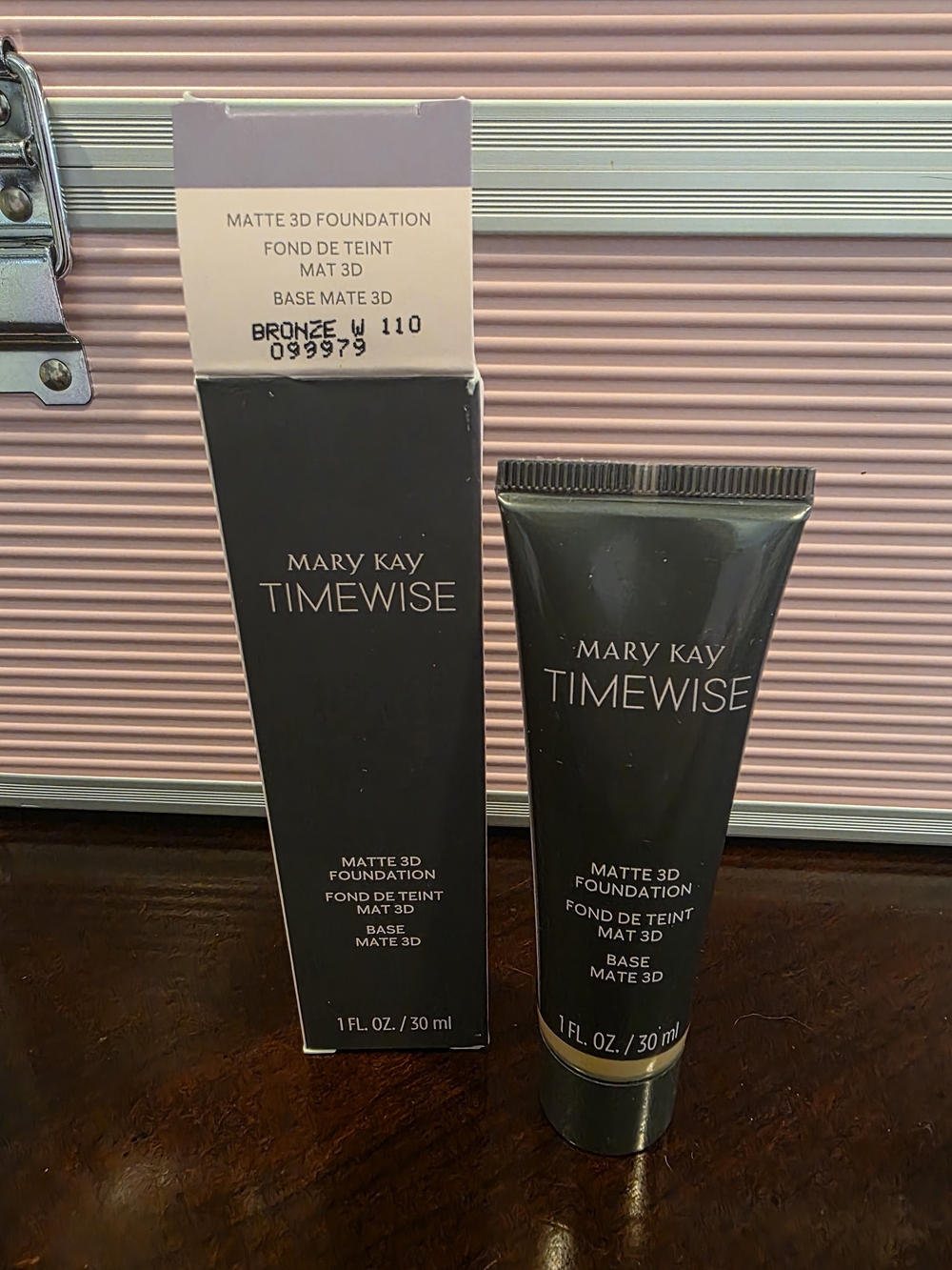 Mary Kay TimeWise Matte 3D Foundation - Bronze W110